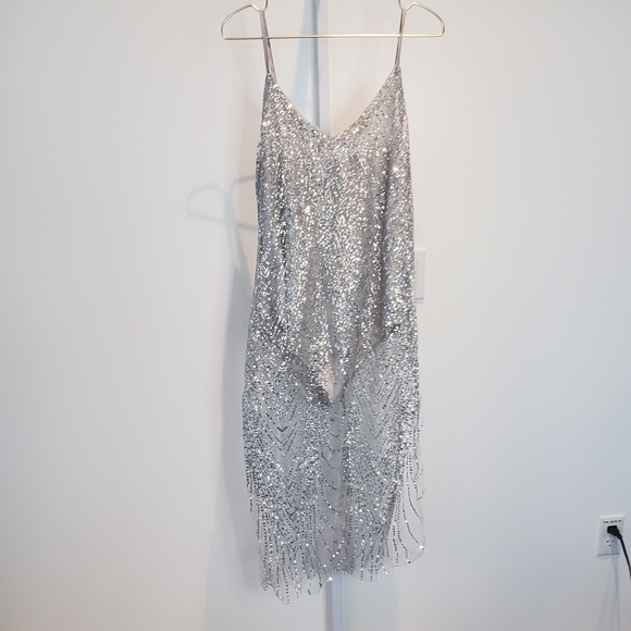 Dresses & Skirts - Sparkle silver body suit dress